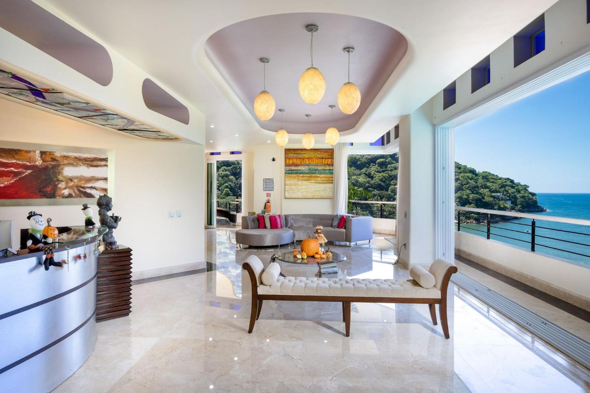Truly The Finest In Luxury With Incredible Views Villa *